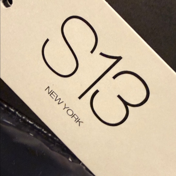 S13 NEW YORK ~ XL Chelsea High-Shine Faux-Fur-Trim Hooded Down Puffer Coat - Picture 9 of 12